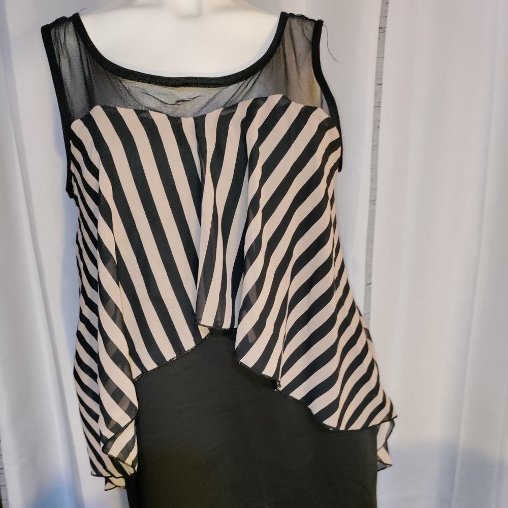Must Have - Flirty Midi Dress